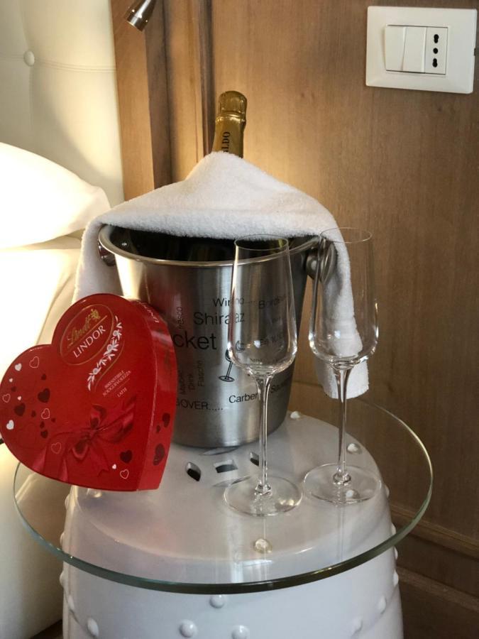 ホテル Residenza Bonifacio - Adults Only ヴェローナ エクステリア 写真